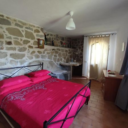 Villa Jewels ,Casa Vacanza Gaggi الغرفة الصورة